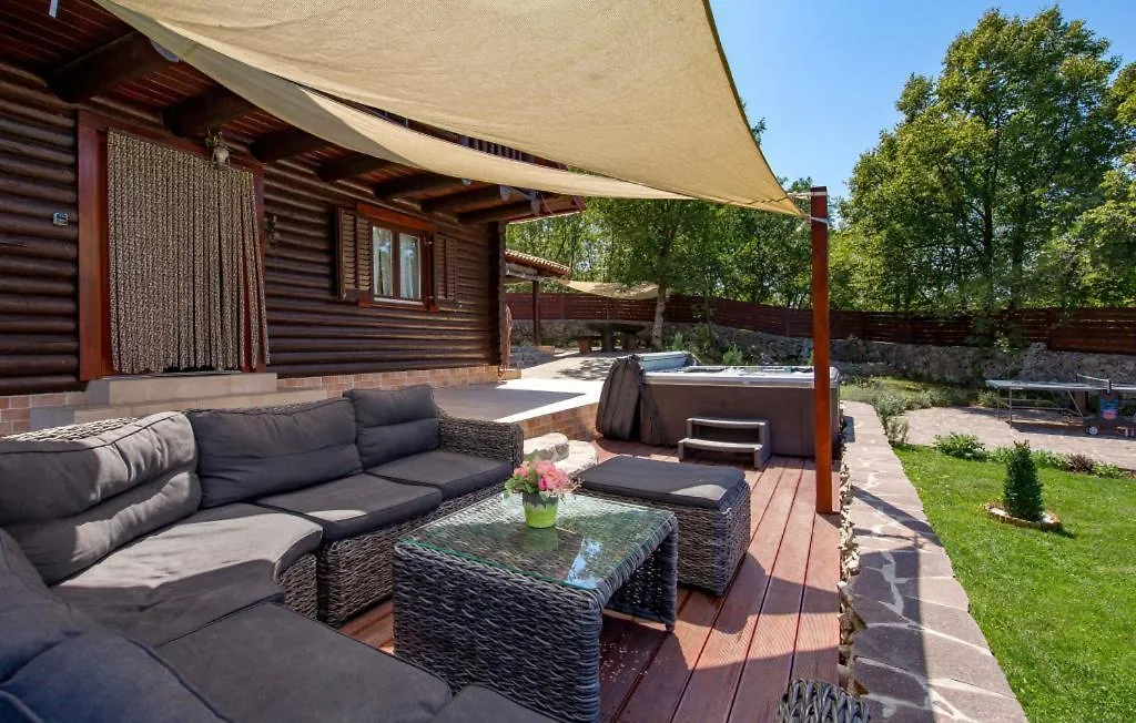 Ferienhaus Lisac By Villas Guide Klana Kroatien